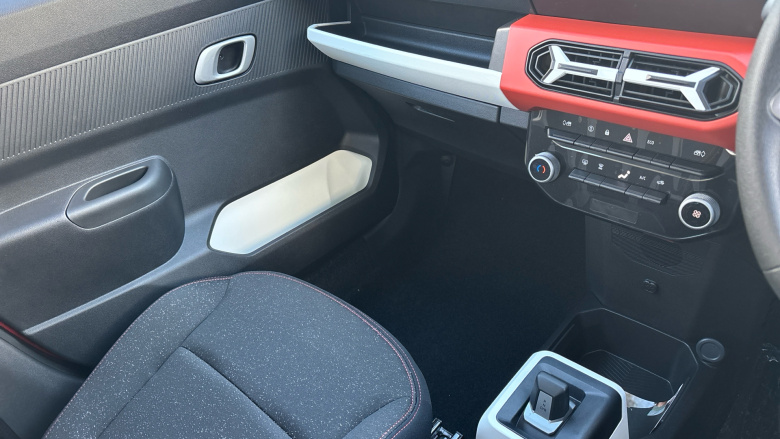 Dacia Spring 27kWh Expression 65 48kW 5dr Auto Electric Hatchback